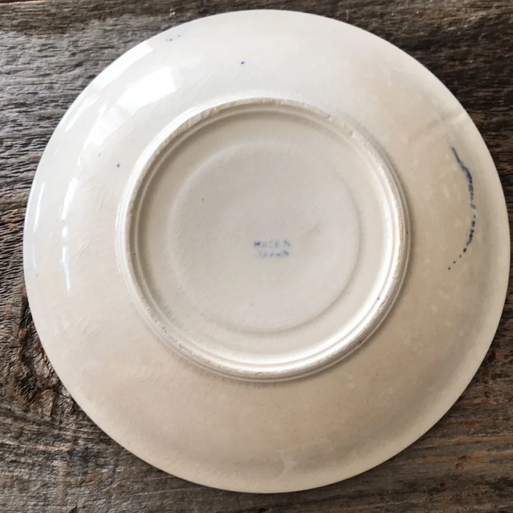 Blue Willow Saucers - Vintage - Set of Six - Picture 5 of 8